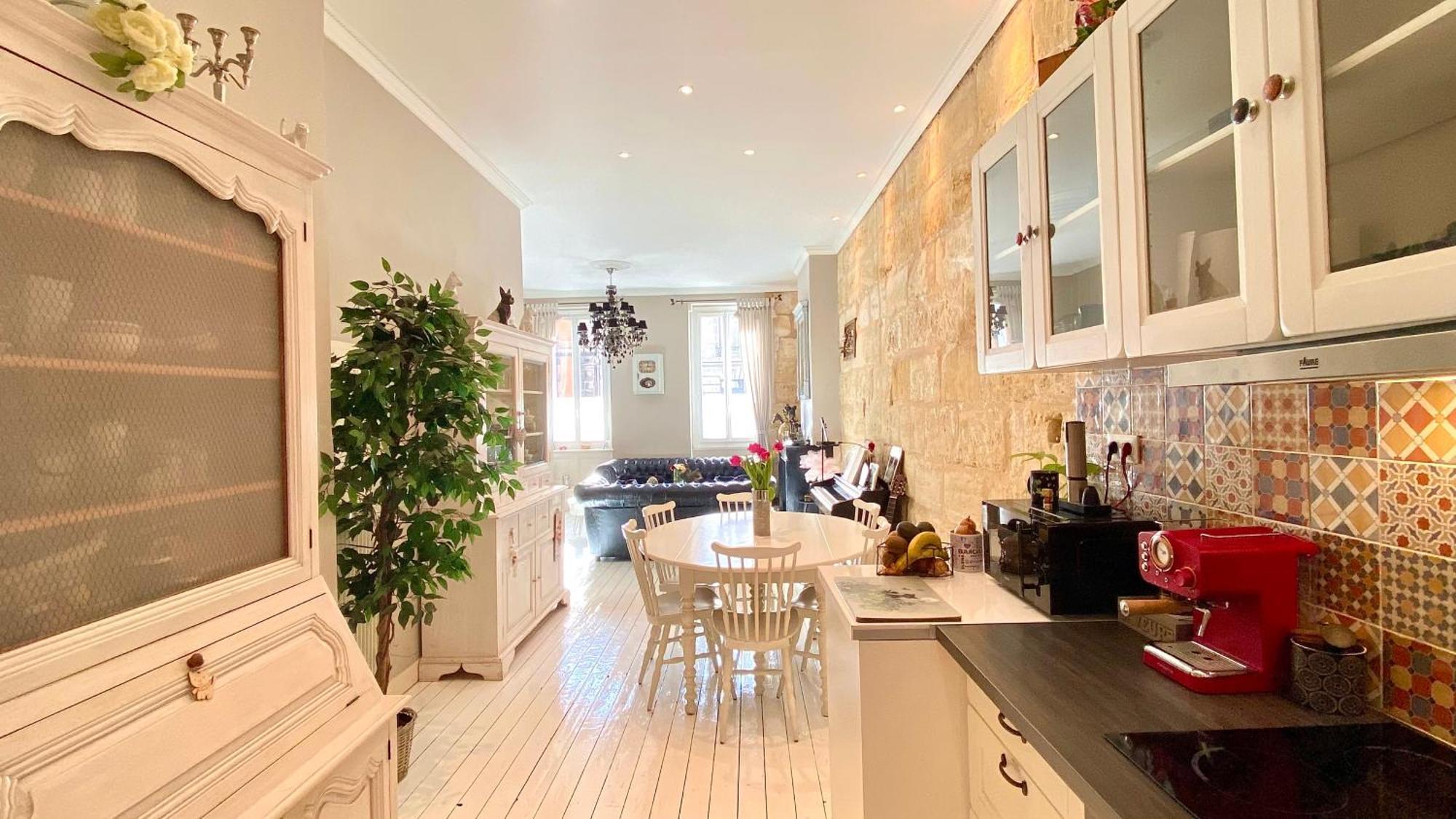 Grand Appartement Haussmanien De Standing Avec Jacuzzi Terrasse Et Parking En Hyper Centre Bordeaux Bagian luar foto